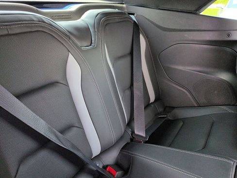 Used 2022 Chevrolet Camaro SS RWD image 8