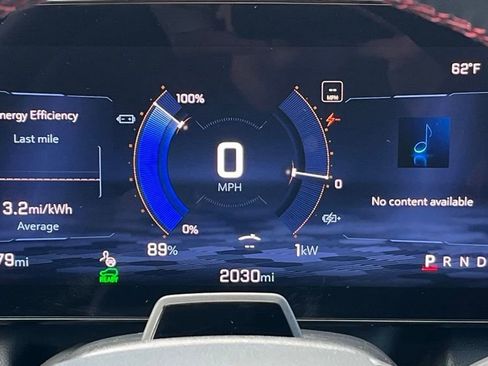 New 2025 Chevrolet Equinox EV RS w/ Active Safety Package 3 AWD/4WD image 13