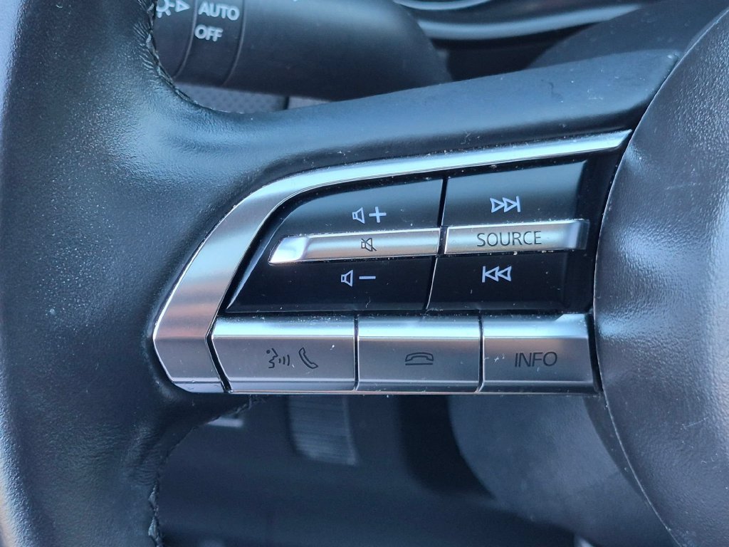 Used 2025 MAZDA CX-50 AWD 2.5 S w/ Premium Package image 17
