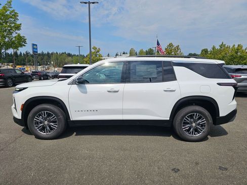 New 2026 Chevrolet Traverse LT image 8