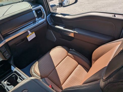 New 2025 Ford F350 King Ranch w/ Chrome Package image 18