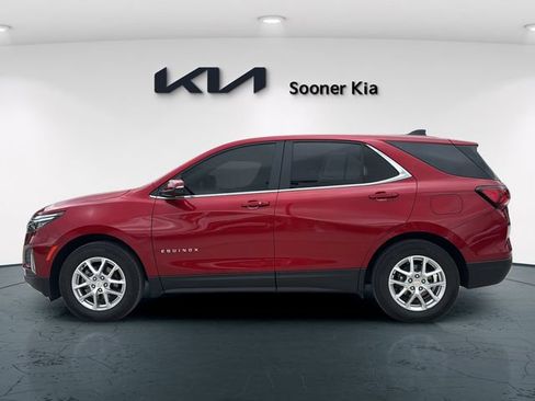Used 2024 Chevrolet Equinox LT FWD image 3