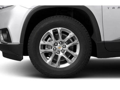 Used 2018 Chevrolet Traverse LT AWD/4WD image 14