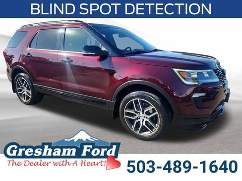 Used 2018 Ford Explorer Sport w/ Equipment Group 401A AWD/4WD image 8