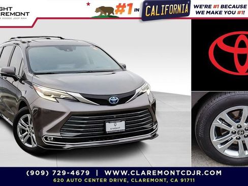 Used 2024 Toyota Sienna Platinum AWD/4WD image 1