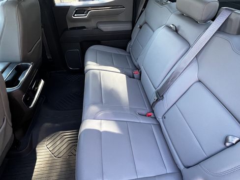 Used 2022 Chevrolet Silverado 1500 LTZ image 31