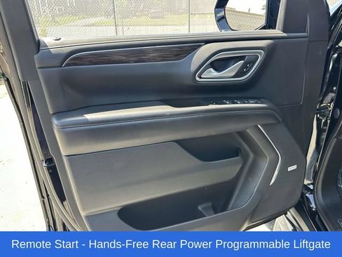 Used 2022 Chevrolet Suburban LT AWD/4WD image 14
