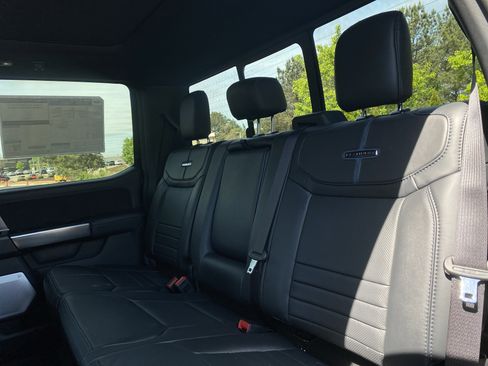 Used 2026 Ford F250 Platinum w/ Tremor Off-Road Package image 9