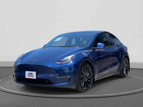 Used 2022 Tesla Model Y Performance AWD/4WD image 1