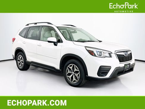 Used 2019 Subaru Forester Premium image 1