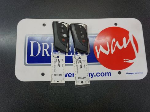Used 2024 Lexus ES 350 w/ Premium Package FWD image 20