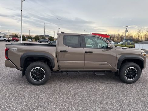 New 2026 Toyota Tacoma TRD Off-Road w/ TRD Off Road Upgrade Package image 7