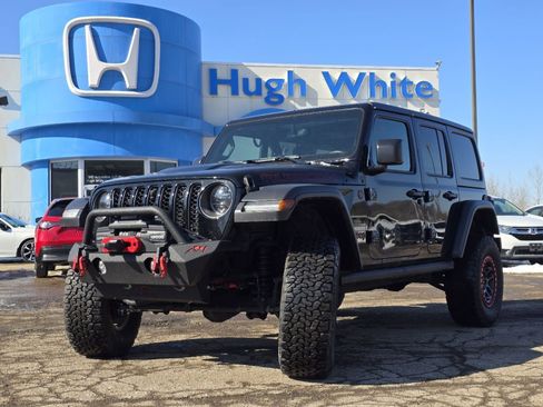 Used 2023 Jeep Wrangler Unlimited Rubicon w/ Xtreme 35 Tire Package image 11