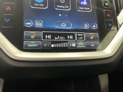 Used 2023 Subaru Ascent Premium w/ Convenience Package image 20