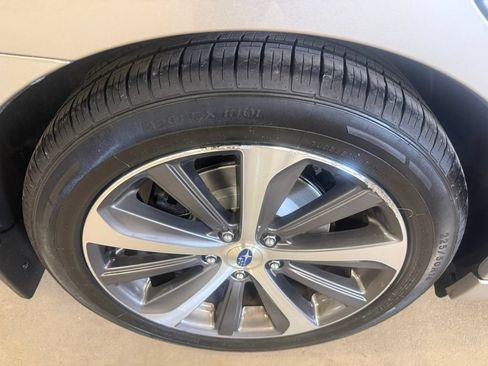 Used 2016 Subaru Legacy 2.5i Limited AWD/4WD image 15