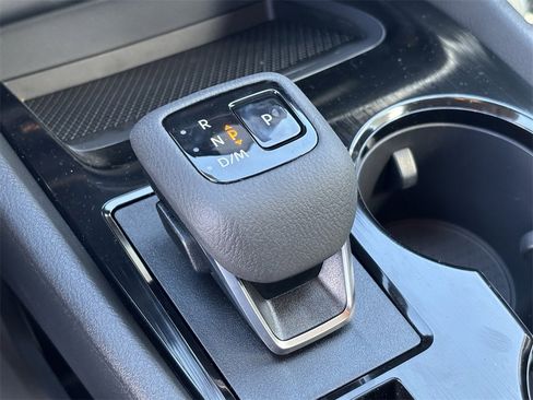 New 2026 Nissan Rogue SV image 18