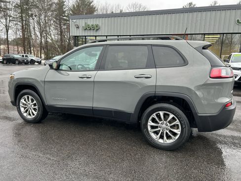 Used 2022 Jeep Cherokee Latitude Lux w/ Sun & Sound Group image 13