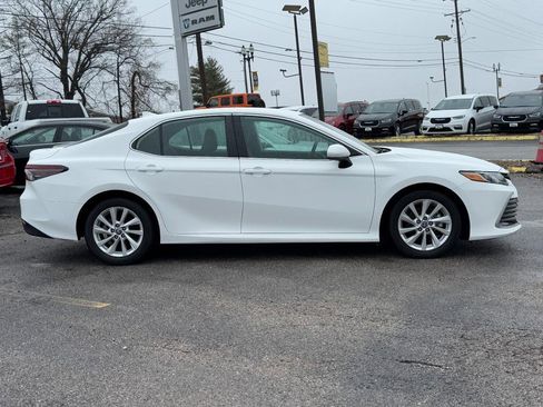 Used 2024 Toyota Camry LE image 2