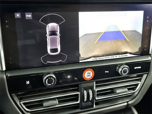 Used 2022 Porsche Macan S image 20