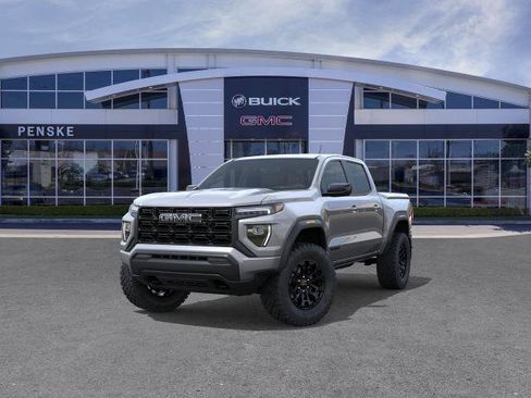 New 2026 GMC Canyon Elevation w/ LPO, Black Badging Package RWD image 8