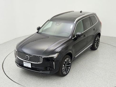 New 2025 Volvo XC90 B6 Plus w/ Protection Package Premier image 13