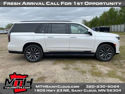 Used 2021 Cadillac Escalade ESV Sport w/ Heavy-Duty Trailer Package AWD/4WD image 1