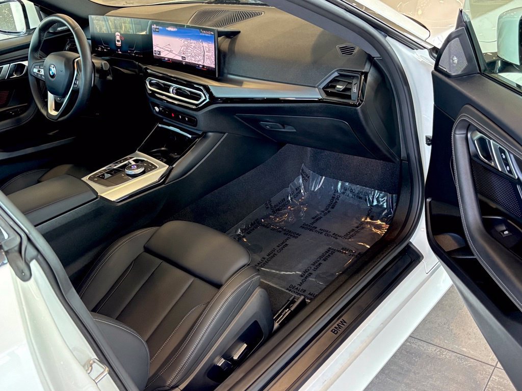 Used 2023 BMW 230i Coupe w/ Convenience Package RWD image 36