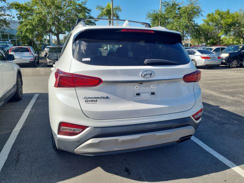 Used 2020 Hyundai Santa Fe SEL w/ Convenience Package FWD image 6