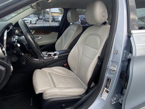 Used 2016 Mercedes-Benz C 300 4MATIC Sedan image 13