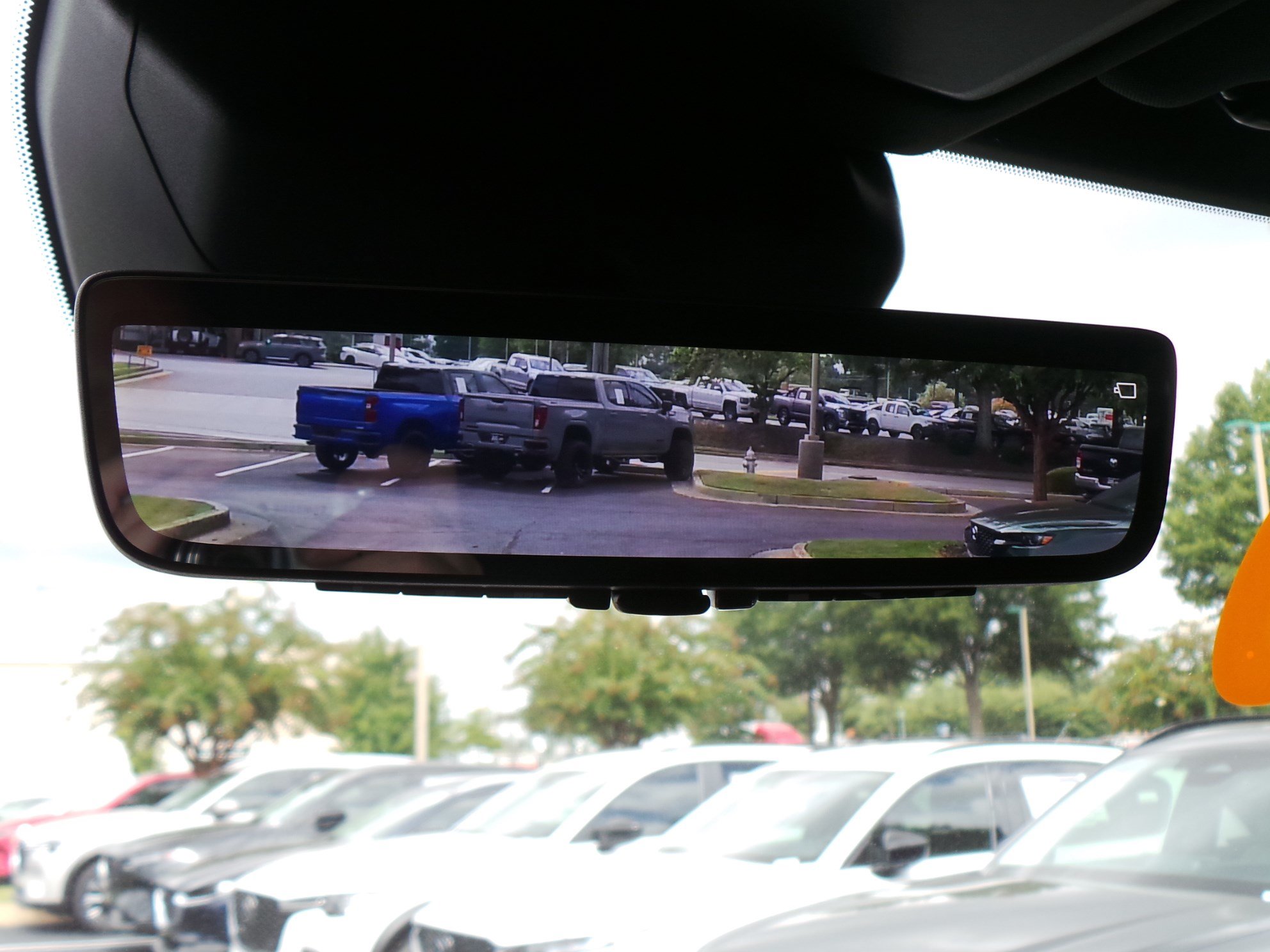 Used 2025 Lexus GX 550 w/ Accessory Package (2T) AWD/4WD image 31