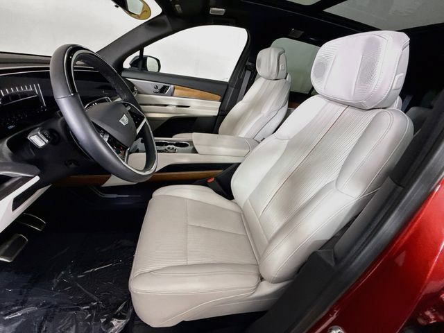 Used 2026 Cadillac Vistiq Sport AWD/4WD image 22
