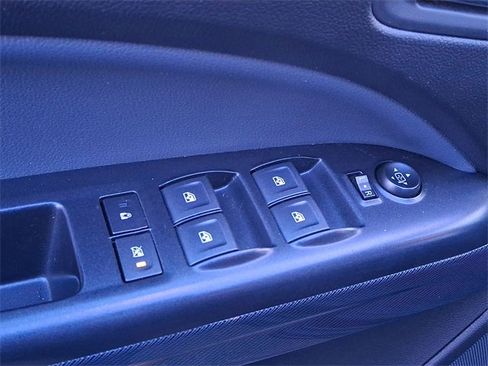 Certified 2019 Chevrolet Colorado Z71 w/ Z71 Midnight Edition image 20