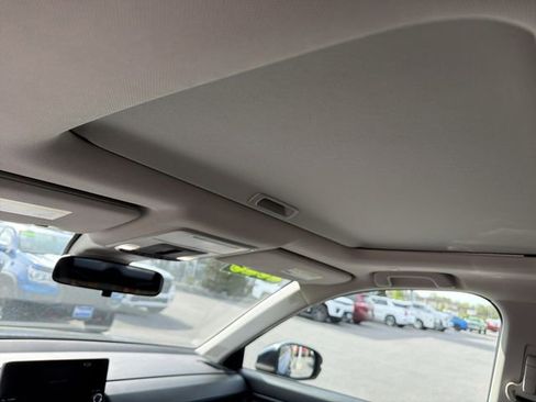 Used 2025 Honda CR-V EX image 15