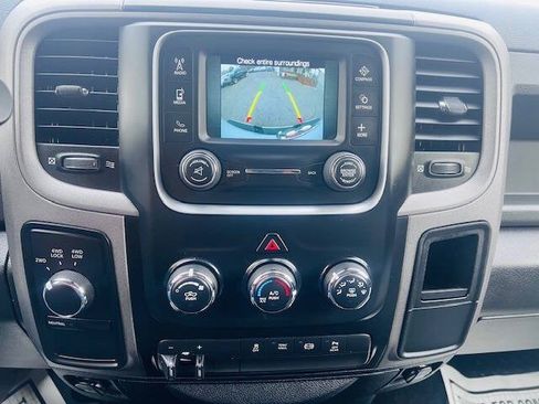 Used 2017 RAM 2500 Tradesman w/ Chrome Appearance Group AWD/4WD image 14