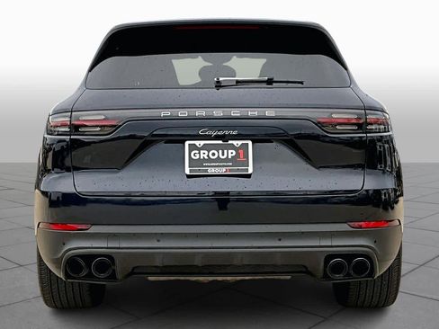 Used 2023 Porsche Cayenne image 8