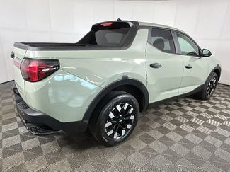 Certified 2025 Hyundai Santa Cruz SE FWD video 3