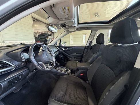 Used 2019 Subaru Forester Premium AWD/4WD image 12
