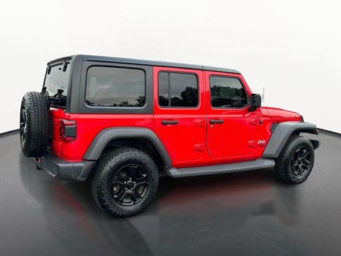 Used 2018 Jeep Wrangler Unlimited Sport S AWD/4WD image 3