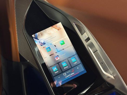 Used 2023 BMW i7 xDrive60 image 38