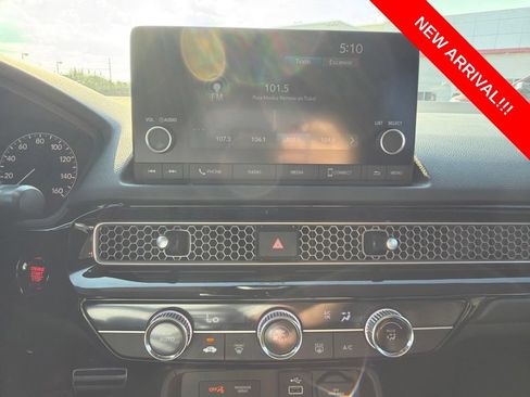 Used 2024 Honda Civic Sport image 9