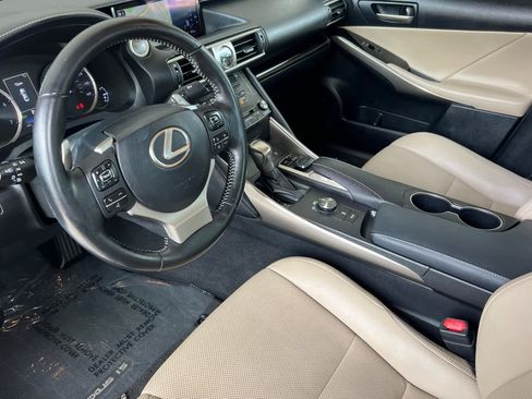 Used 2017 Lexus IS 200t w/ Navigation System Package RWD image 11