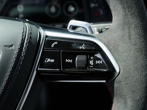 New 2025 Audi RS 7 Performance image 15