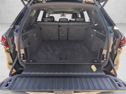 Certified 2025 BMW X5 sDrive40i image 6