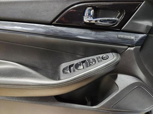 Used 2019 Nissan Maxima Platinum w/ Sport Mat Group image 42