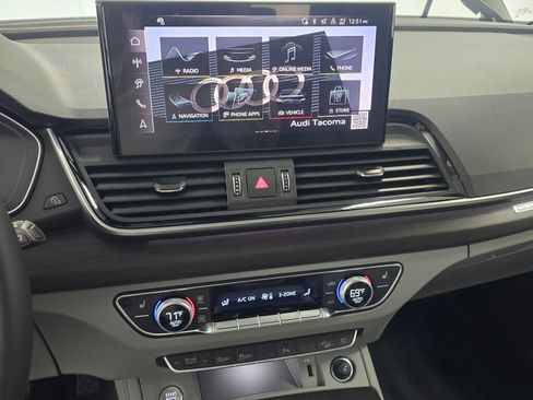 Certified 2025 Audi Q5 2.0T Premium Plus w/ Premium Plus Package image 15
