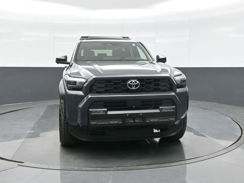 Certified 2025 Toyota 4Runner TRD Off-Road Premium image 3
