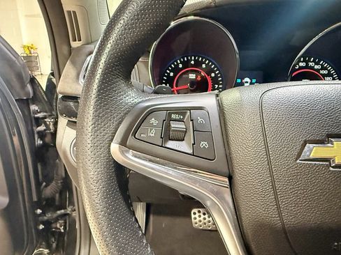 Used 2014 Chevrolet SS RWD image 18