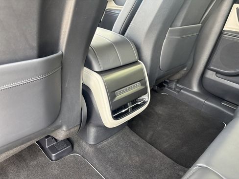 Used 2024 Lincoln Nautilus Premier image 31