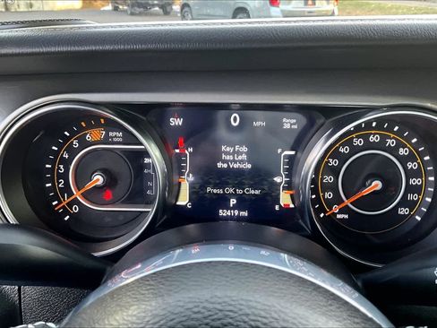 Used 2023 Jeep Wrangler Sahara image 18