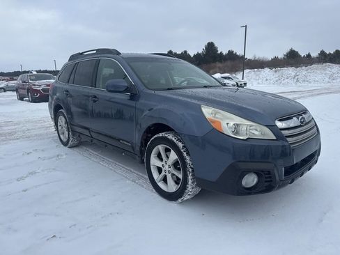 Used 2013 Subaru Outback 2.5i Limited w/ Moonroof Pkg image 11